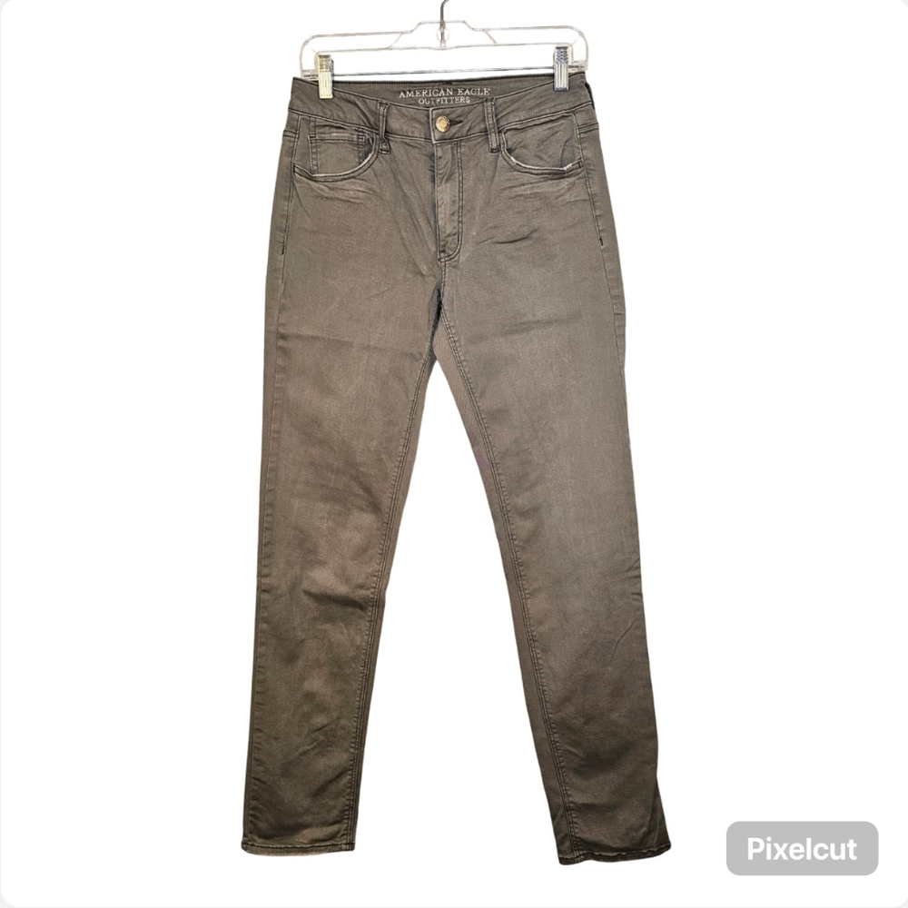 NWOT American Eagle Outfitters grey stretch twill distressed tomgirl pants 0 US